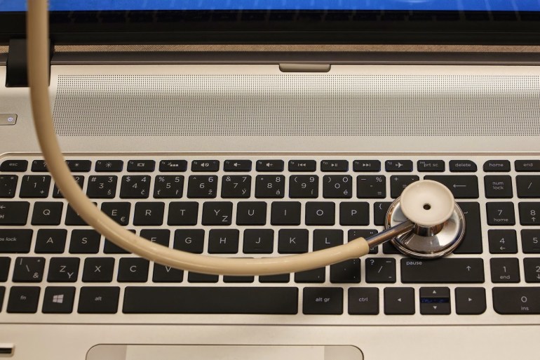 fe01d-computer2bhealth